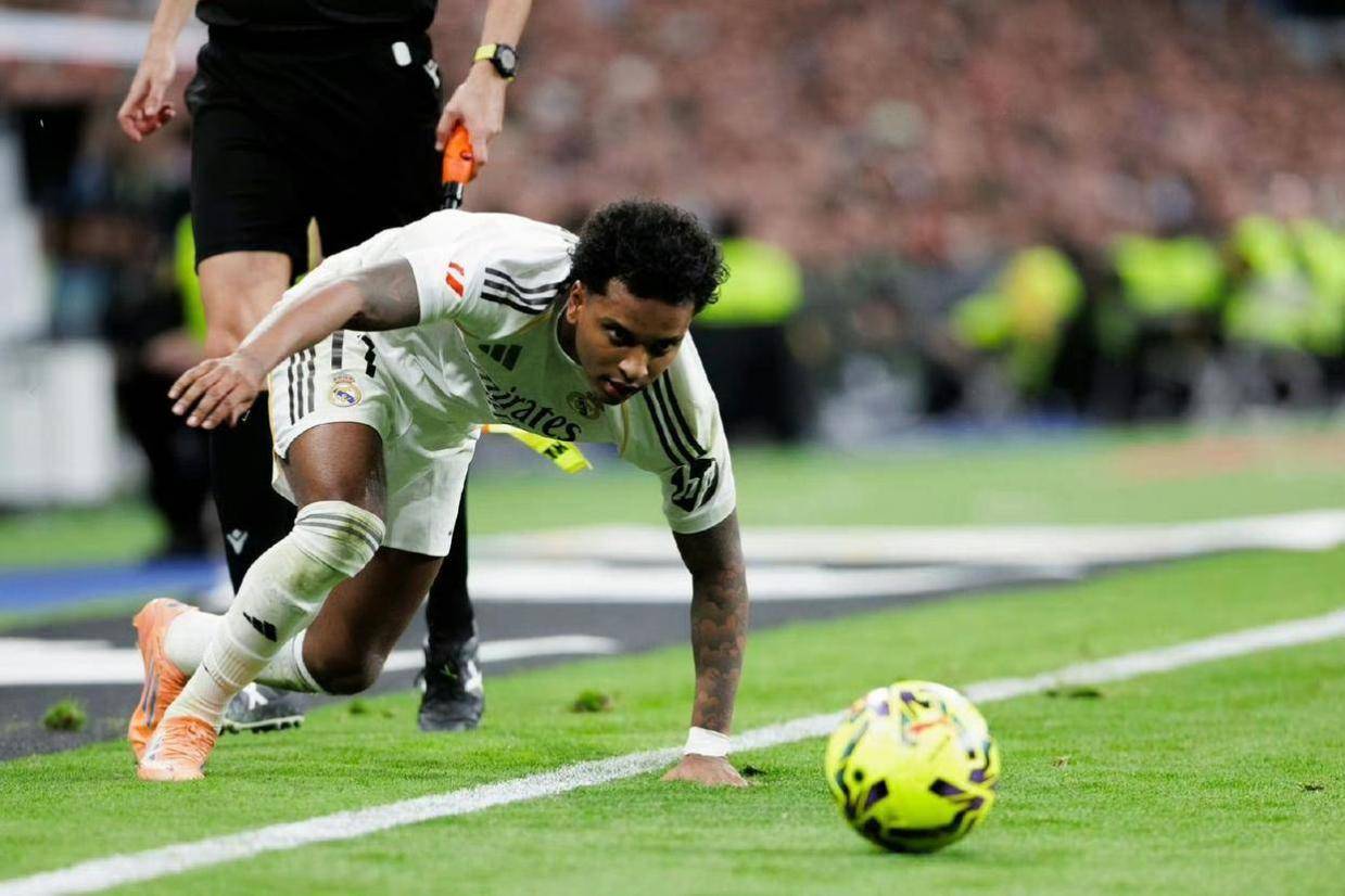 雪上加霜！罗德里戈重伤赛季报销，皇马锋线面临“人荒”决战曼城