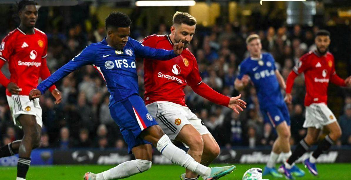 强强碰撞1-0！7.5亿豪门锁定前三，重返欧冠在望，送死敌4连败0进球